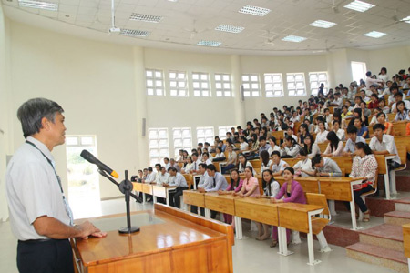 Tương lai nào cho sinh viên trường luật